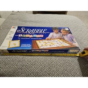 VINTAGE 1989 MILTON BRADLEY SCRABBLE Jr. CROSSWORD GAME MADE IN USA